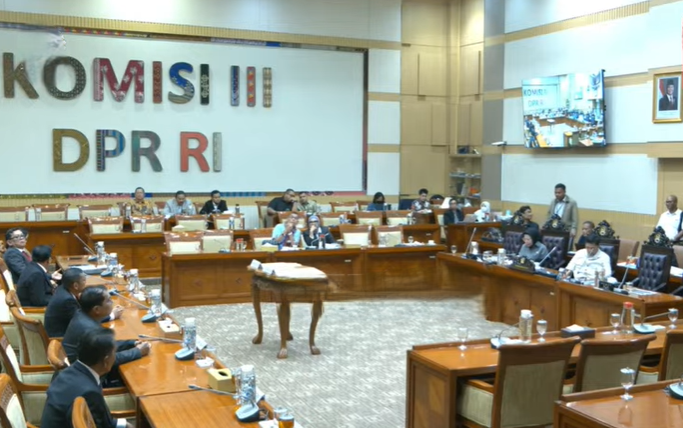 Komisi III DPR uji kelayakan 7 calon anggota KY usulan Prabowo, simak daftarnya! (Foto/YouTube Komisi III DPR)