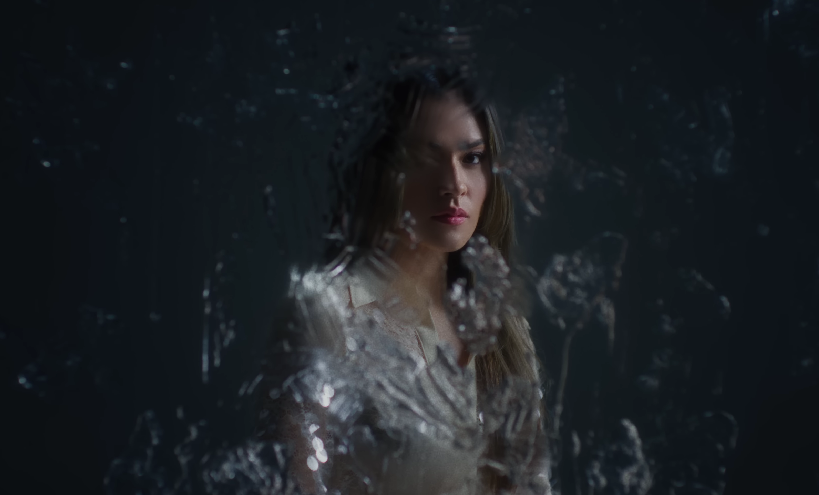 Klip video lagu Terserah oleh Raisa. (Foto/YouTube Raisa)