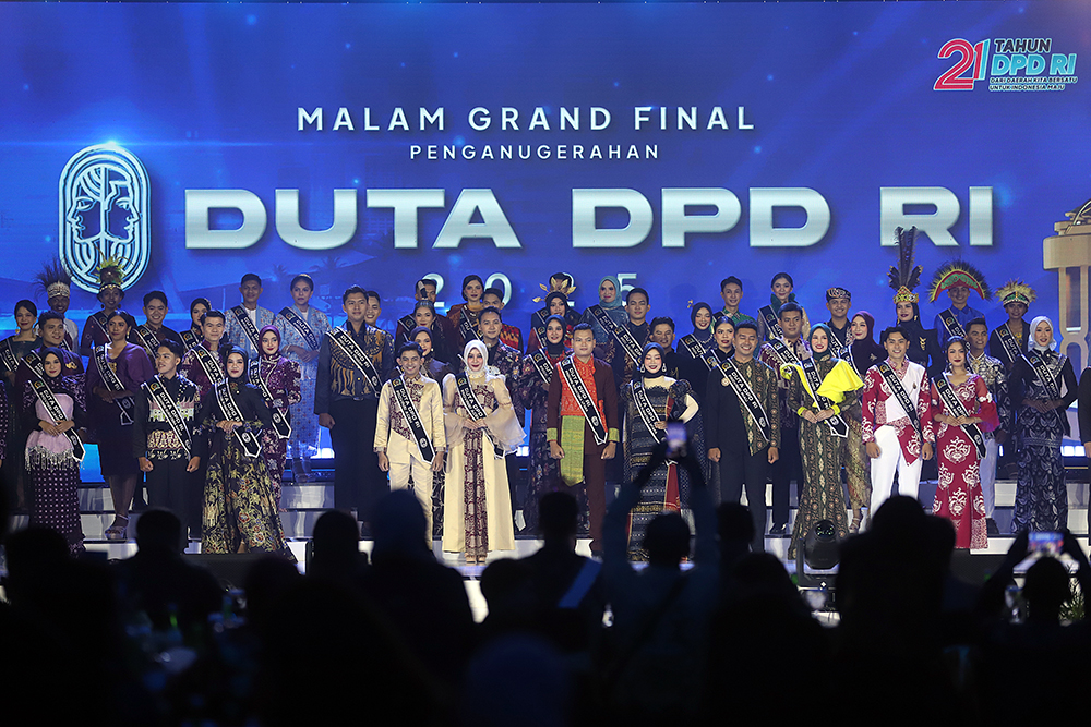 Peserta saat tampil dalam Malam Grand Final “Pemilihan Duta DPD RI 2025”. (BeritaNasional/Elvis Sendouw)