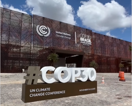 Masyarakat adat demo di COP30 Brazil, bentrok dengan petugas keamanan PBB. (Foto/Instagram COP30 Brasil)