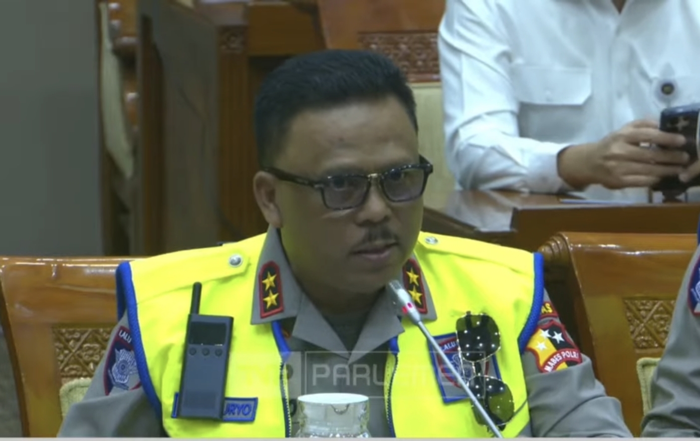 Pembekuan Patwal berdampak positif, Kakorlantas: tot tot wuk wuk ini sementara kami bekukan. (Foto/YouTube Komisi III DPR RI)