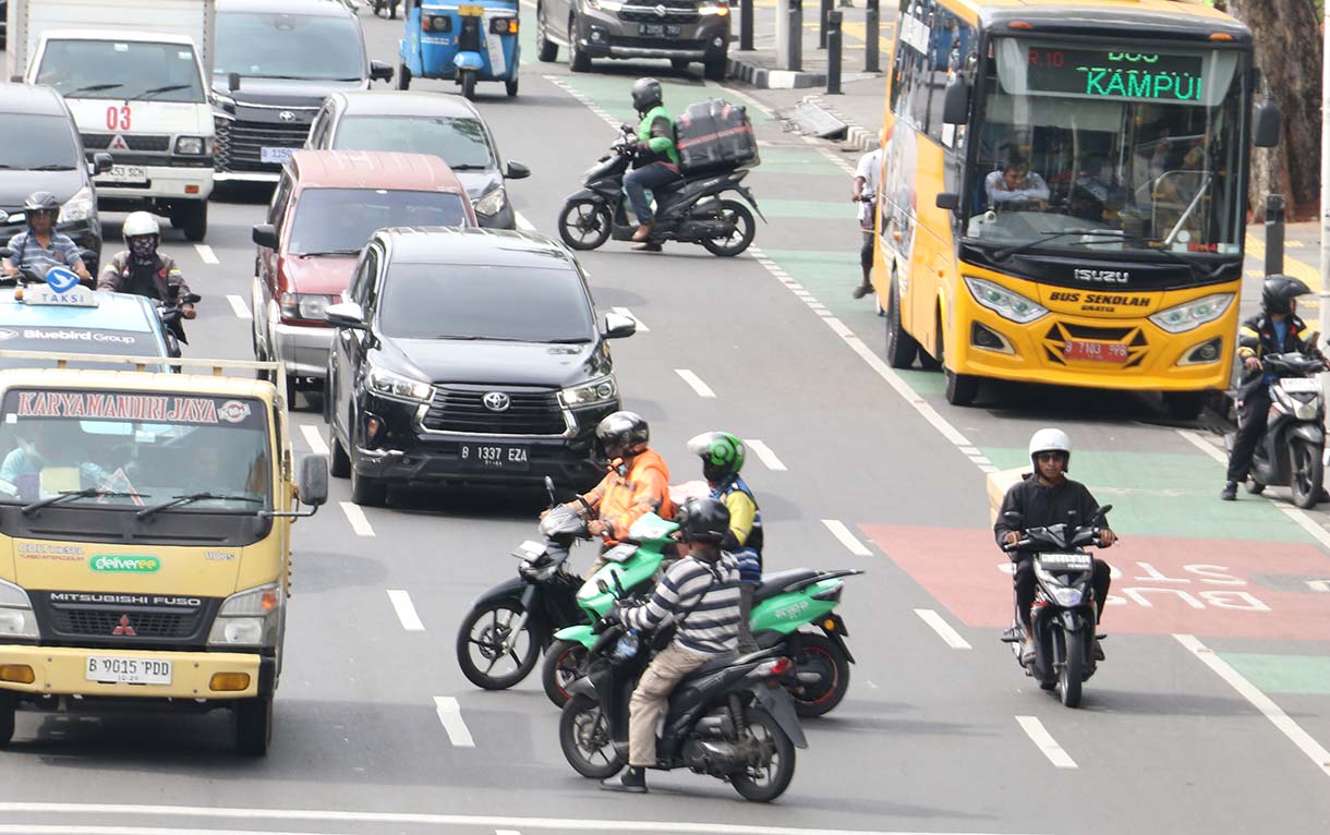 Suasana lalu-lintas di Kawasan Jalan Kramat Raya, Jakarta,Sabtu (1/1/ 2025).  (Beritanasional.com/Oke Atmaja)