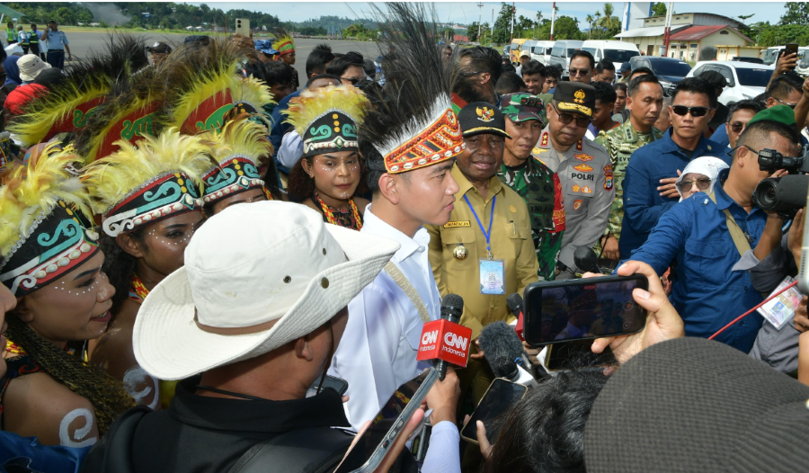 Wakil Presiden Gibran Rakabuming saat kunjungan kerja ke Manokwari, Papua Barat, Selasa (4/11/2025). (Foto/doc. Sekretariat Wakil Presiden)