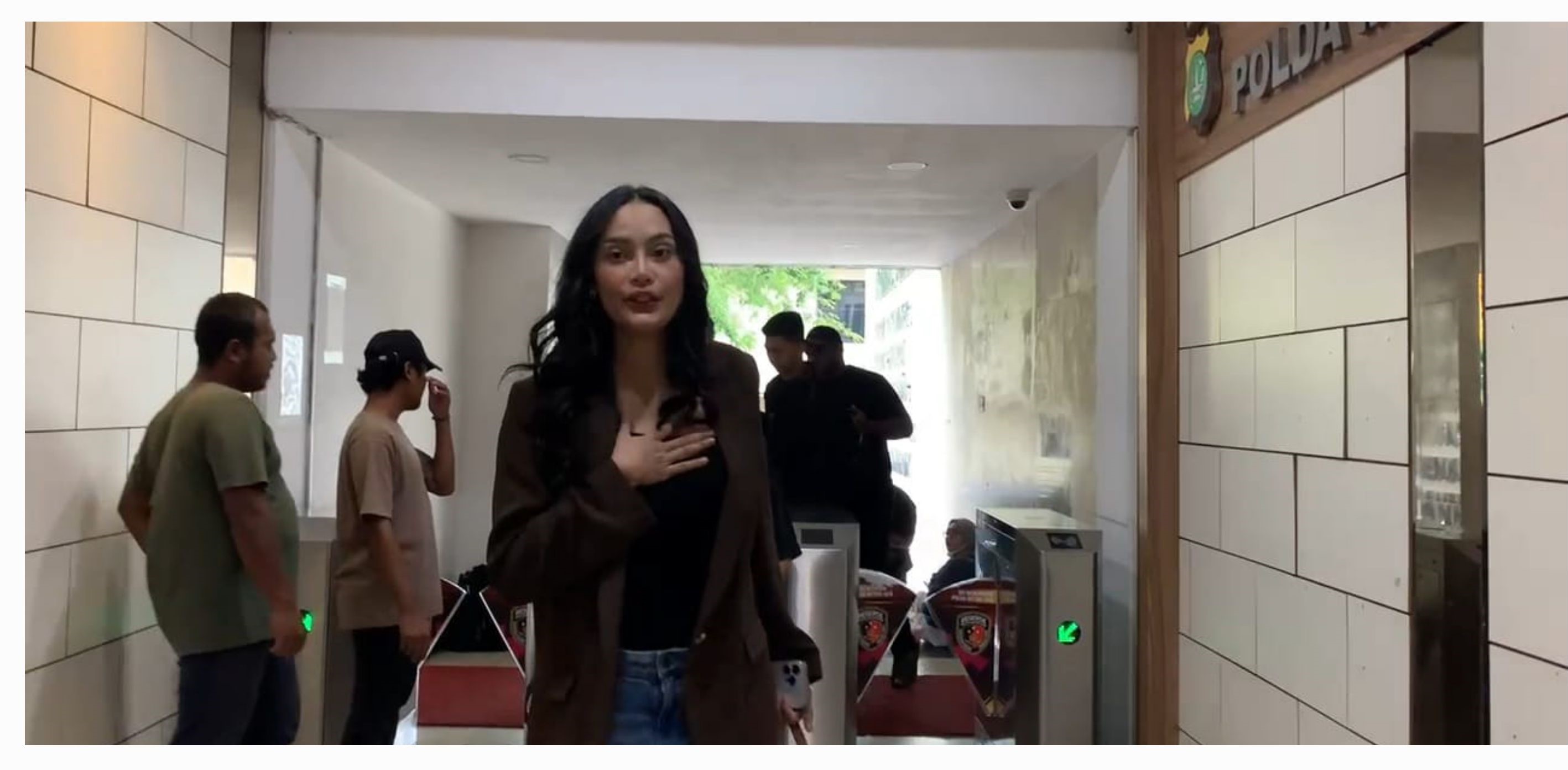 Erika Carlina di Mapolda Metro Jaya. (Foto/Istimewa)