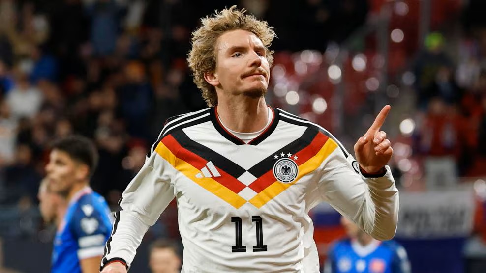 Nick Woltemade merayakan kemenangannya setelah membawa Jerman ke jalur kemenangan. (Foto/uefa.com)