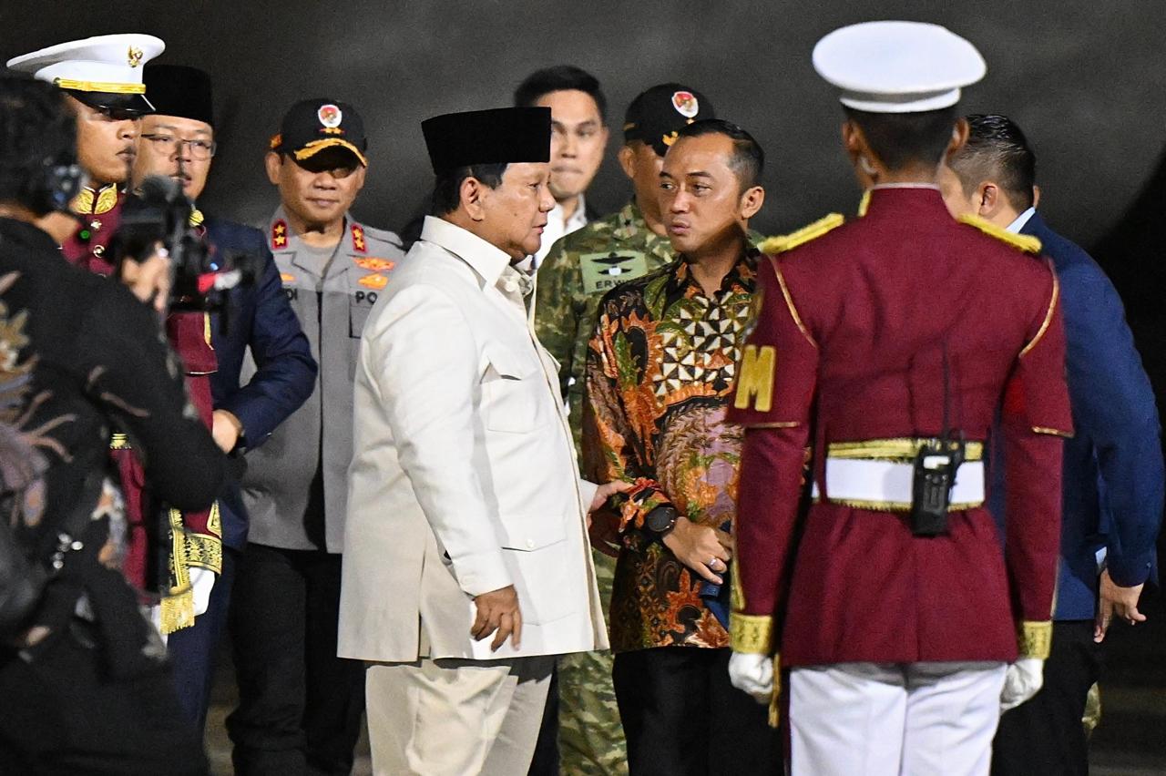 Presiden Prabowo Tiba di Tanah Air Usai Hadiri KTT APEC 2025 di Korea Selatan. (Foto/BPMI)