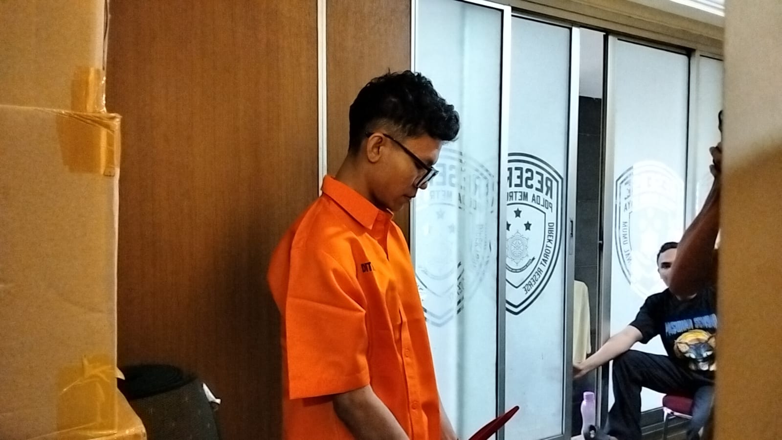 Pelaku penganiayaan sekaligus penipuan asal Depok bernama Abraham. (Foto/Istimewa)