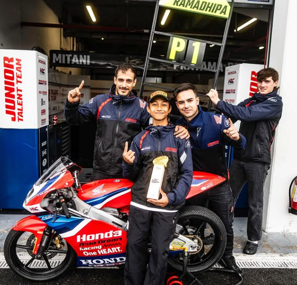 Muhammad Kiandra Ramadhipa, pembalap muda berbakat binaan Astra Honda Motor. (Foto/Instagram)