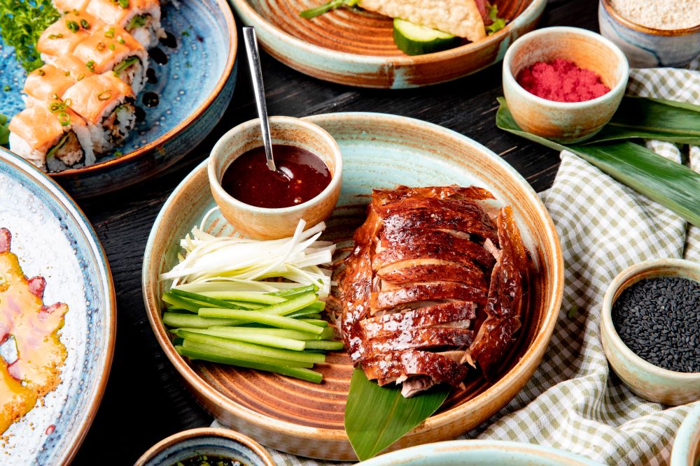 Ilustrasi kuliner bebek peking. (Foto/Freepik)