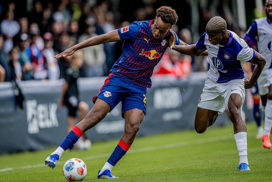 Penggawa RB Leipzig Assan Ouedraogo (kiri). (Foto/Instagram Assan Ouedraogo)