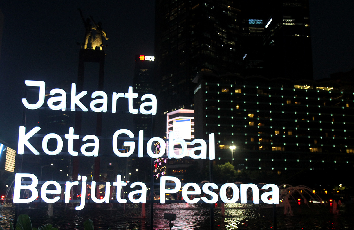 Suasana malam Kota Jakarta. (BeritaNasional/Oke Atmaja)