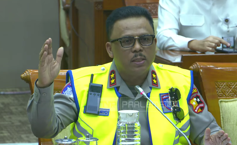 Kakorlantas Polri Irjen Pol Agus Suryonugroho saat rapat kerja dengan Komisi III DPR di Kompleks Parlemen, Jakarta Pusat. (Foto/YouTube TV Parlemen)