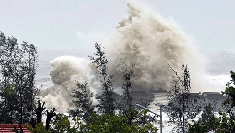 Ilustrasi angin topan kalmaegi (Foto/X lha)