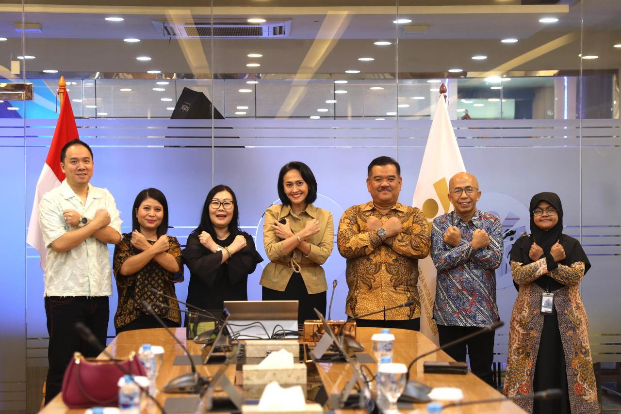 Wakil Menteri Pelindungan Pekerja Migran Indonesia (Wamen P2MI), Christina Aryani, menerima direksi Bank Artha Graha Internasional . (BeritaNasional/Elvis/HO P2MI)