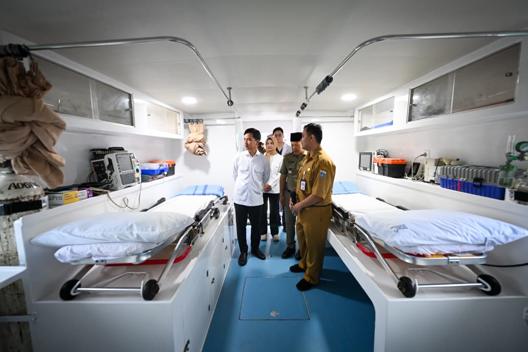 Wapres Gibran Rakabuming meninjau RSUD Kepulauan Seribu  (BeritaNasional/Elvis/HO Setwapres)