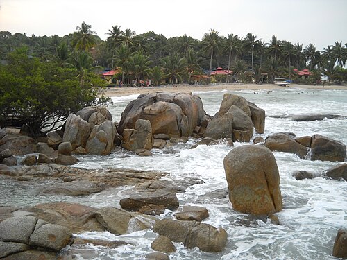 Pantai Parai Tenggiri. (Foto/wikipedia)