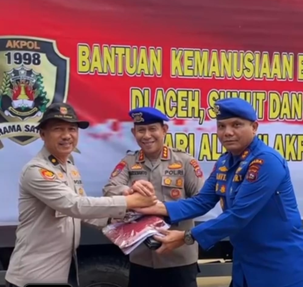Alumni Akpol 98 menyalurkan bantuan kemanusiaan korban bancana Sumatera.(Foto/Istimewa)