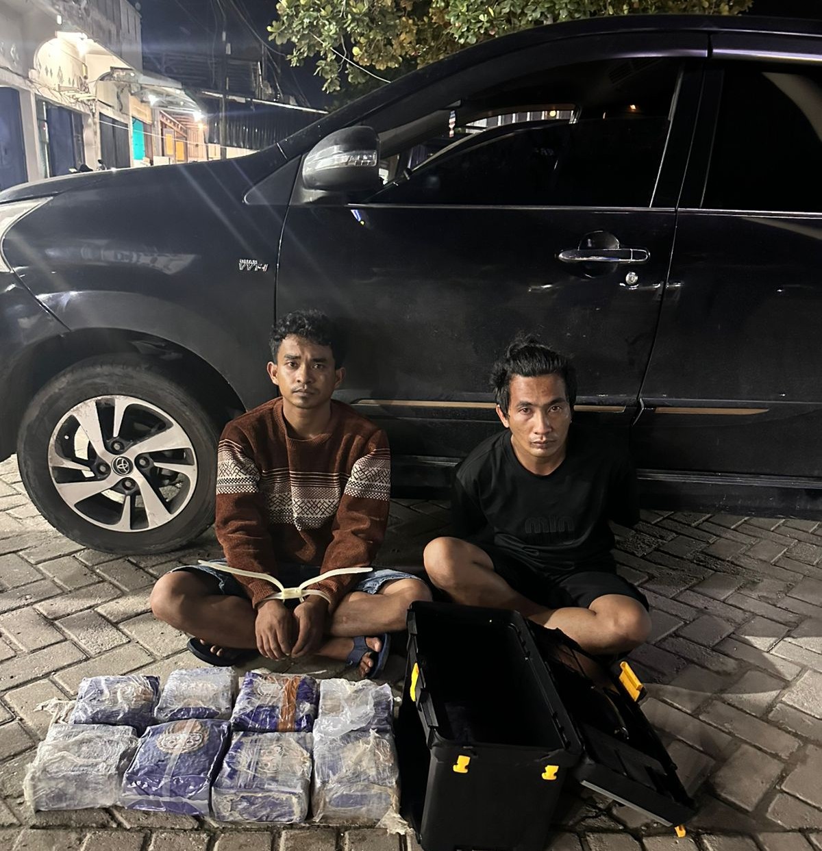 Bareskrim Polri gagalkan penyelundupan 8 kg sabu jaringan Malaysia di Tol Riau. (BeritaNasional/Bactiarudin)