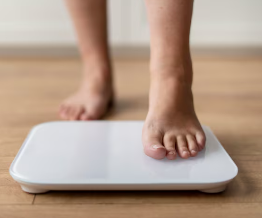 Ilutrasi berat badan (BeritaNasional/freepik)