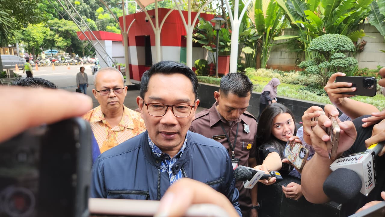 Mantan Gubernur Jawa Barat Ridwan Kamil saat tiba di KPK (BeritaNasional/Panji)