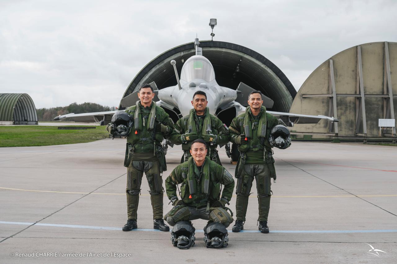 Empat pilot tempur TNI AU tuntaskan pelatihan pesawat Rafale di Prancis. (BeritaNasional/Puspen TNI AU)