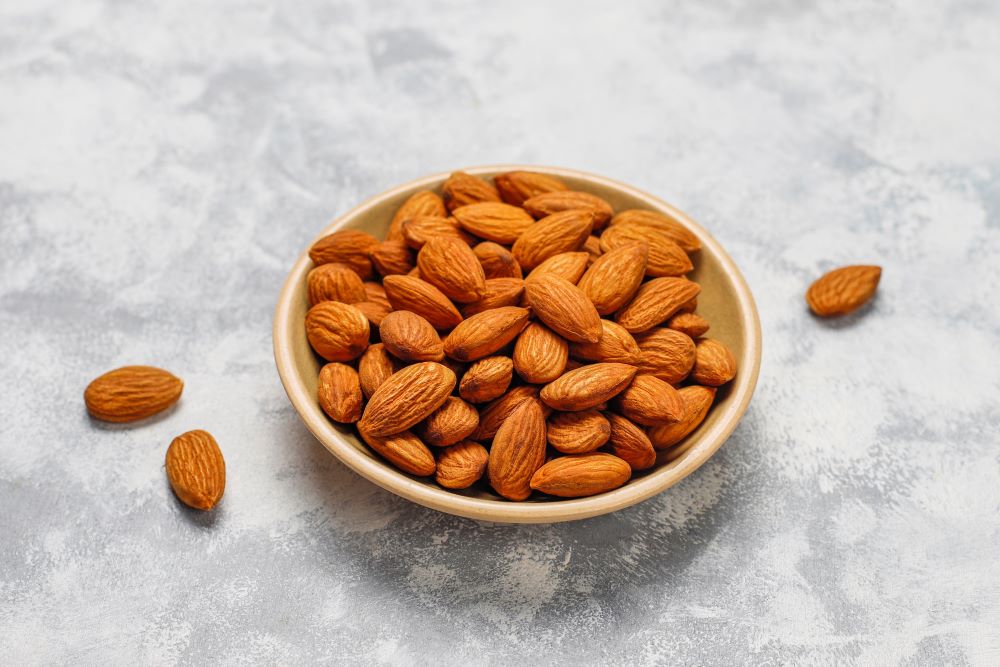 Kacang almond. (Foto/Freepik)