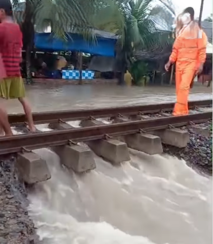 KAI percepat perbaikan jalur kereta Medan-Binjai imbas banjir Sumatera. (Foto/Istimewa)