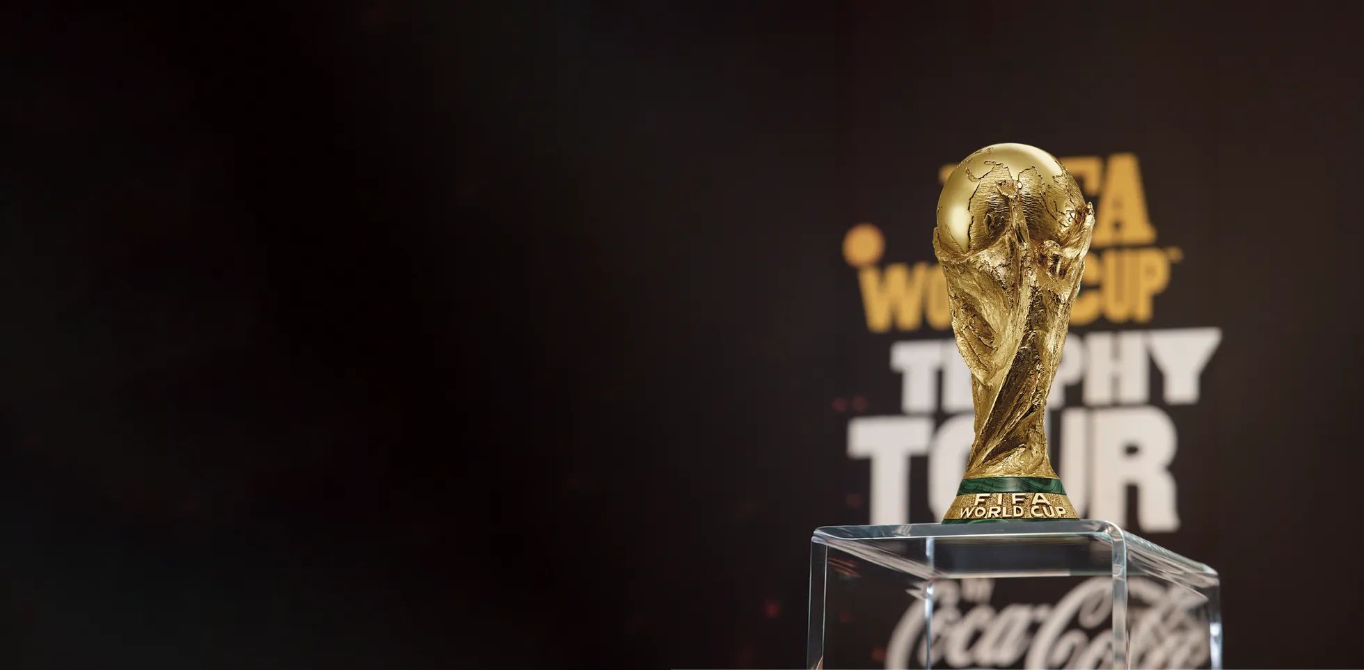 Trofi Piala Dunia. (Foto/Dok Coca Cola)