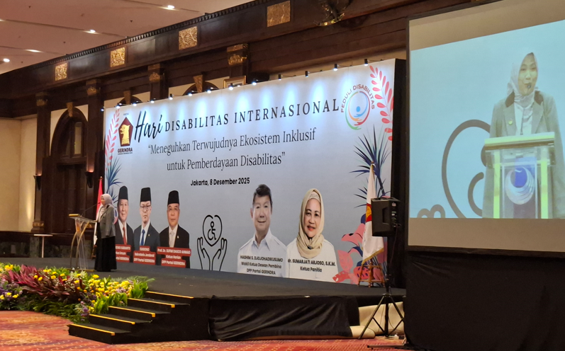Komisioner KND Fatimah Asri Mutmainah pidato Hari Disabilitas Internasional Partai Gerindra. (BeritaNasional/Lydia)