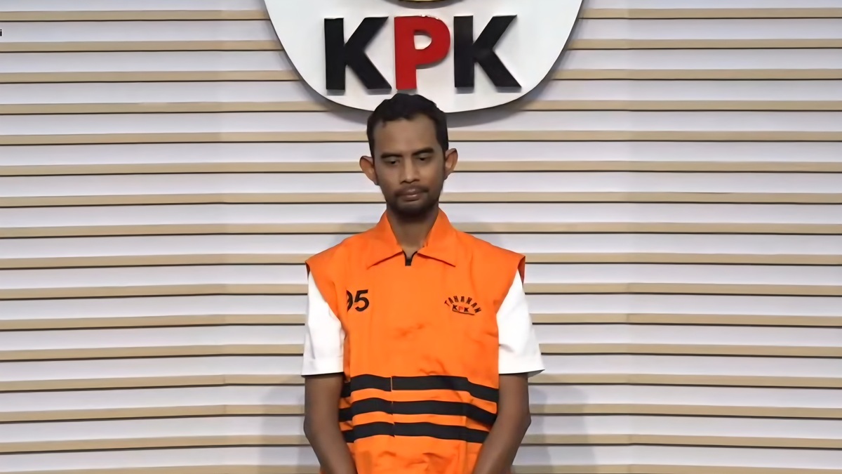 KPK Tahan Tersangka ke-20 Kasus Suap Jalur Kereta DJKA Kemenhub. (BeritaNasional/Panji)