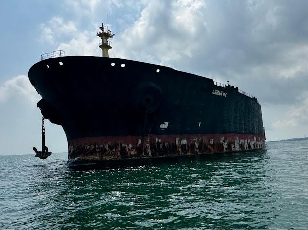 Lelang Kapal Tanker Muatan LCO Masih Sepi Peminat. (Foto/istimewa)