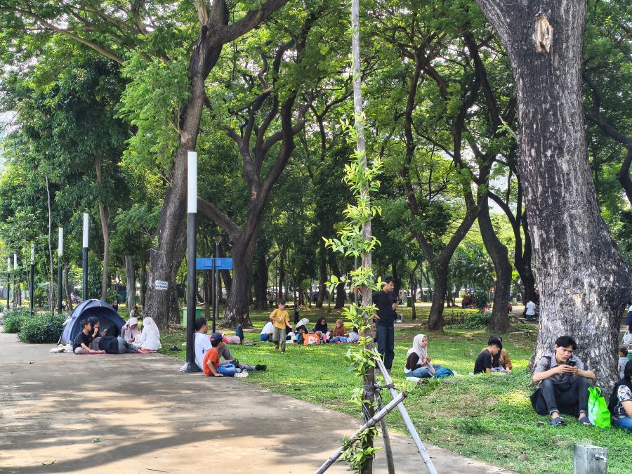Nuansa slow living warnai liburan Natal 2025 di Monas. (BeritaNasional/Ahda)