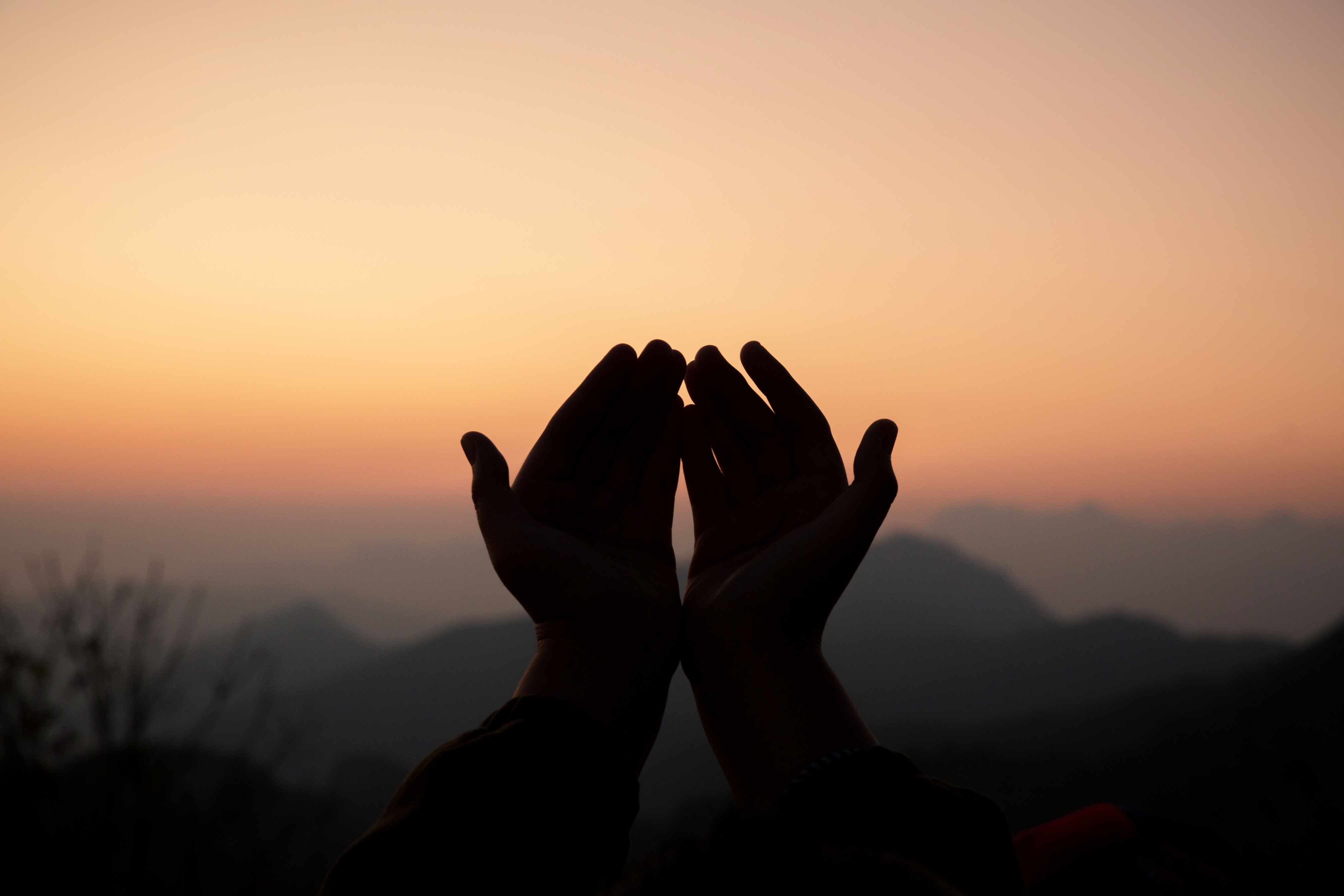 Look on The Bright Side Day, melihat masalah dan tantangan kehidupan secara positif. (Foto/Freepik)