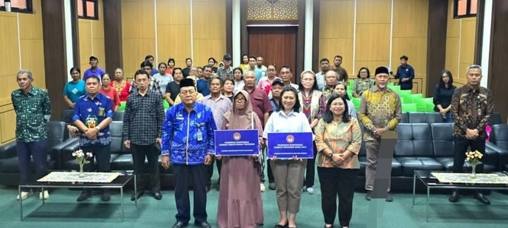 LPSK Salurkan Kompensasi untuk Korban Terorisme di Sulawesi Tengah. (Foto/LPSK)