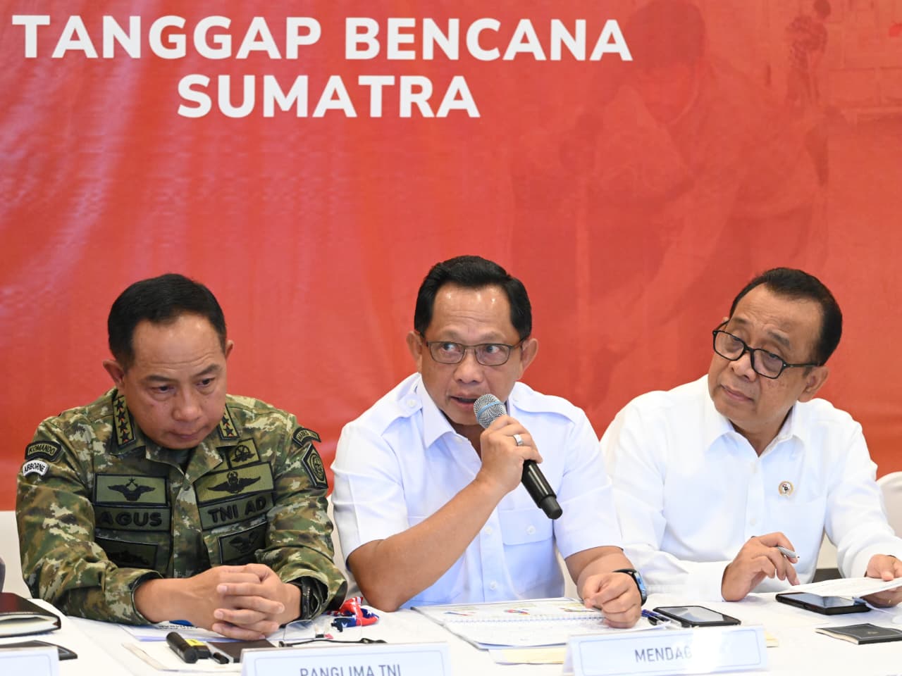 Menteri Dalam Negeri (Mendagri) Tito Karnavian saat memberikan keterangan pers. (Foto/BPMI)