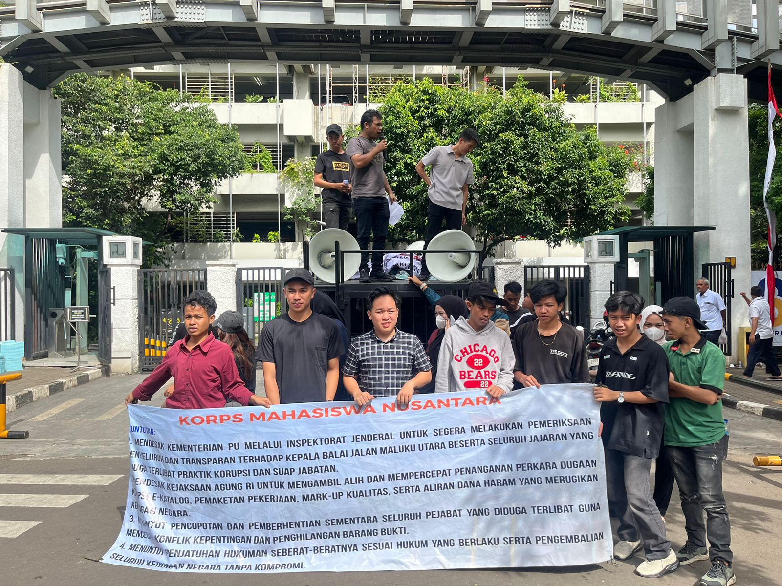 Penegak hukum didesak usut dugaan korupsi di BPJN Maluku Utara. (BeritaNasional/Doc. Komando)