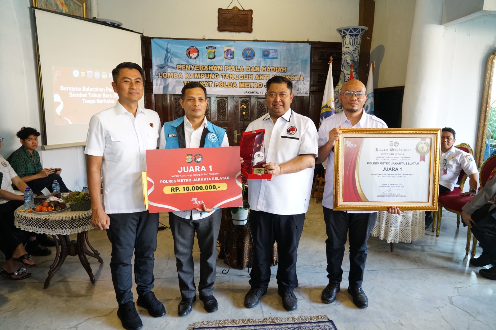 Peringati HUT ke-76, Polda Metro Jaya Apresiasi Tiga Kampung Tangguh Anti Narkoba. (Foto/Polda Metro)