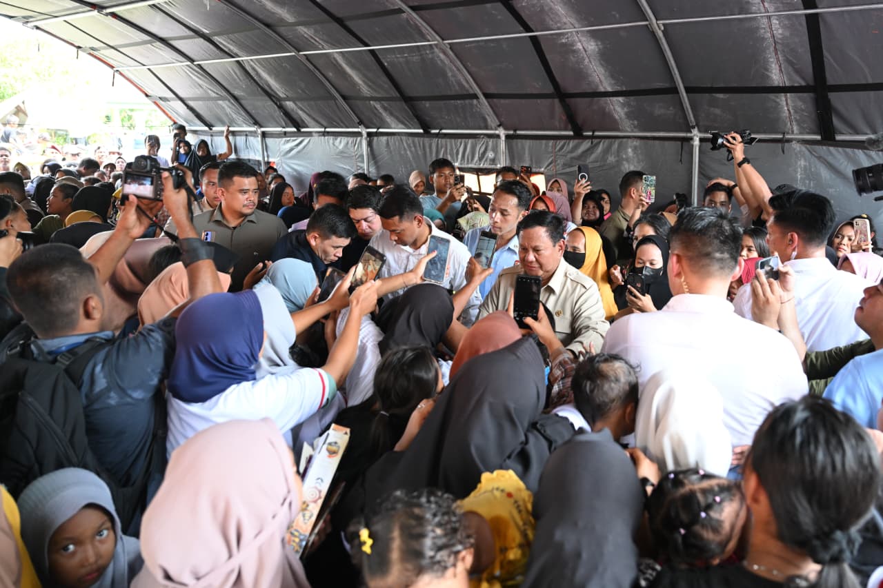 Presiden Prabowo Apresiasi Relawan Penanganan Banjir dan Longsor Sumatera Utara. (Foto/BPMI)