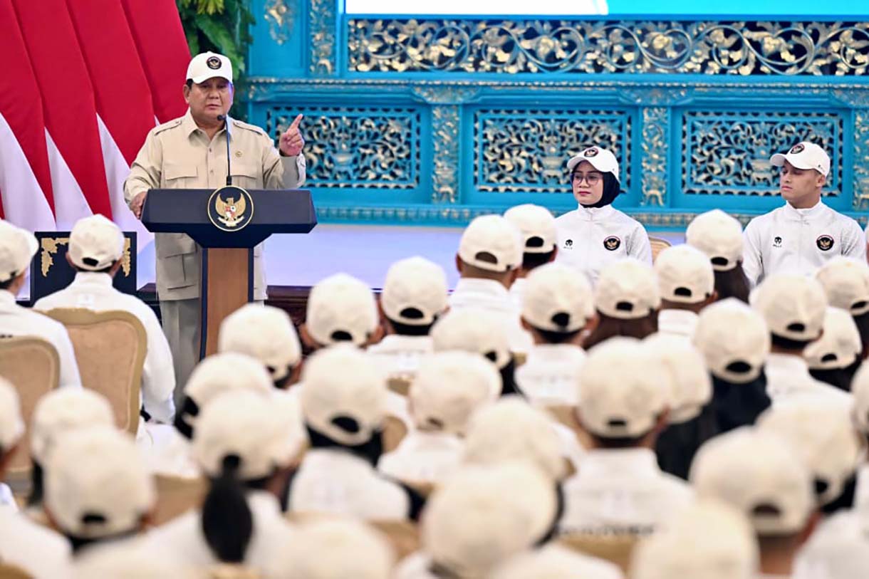 Presiden Prabowo Subianto memberikan arahan saat pelepasan Kontingen Indonesia pada SEA Games 2025 di Istana Negara, Jakarta, Jumat (5/12/2025).  (Biro Setpres)