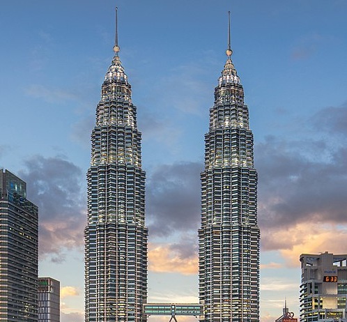 Kawasan Petronas Twin Towers. (Foto/Wikipedia)