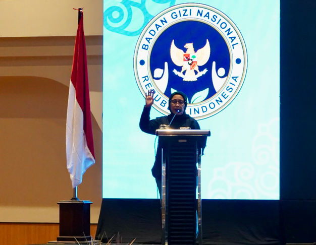 Wakil Kepala Badan Gizi Nasional (BGN) Nanik Sudaryati Deyang menyampaikan pidatonya di Cirebon Jawa Barat. (BeritaNasional/istimewa)