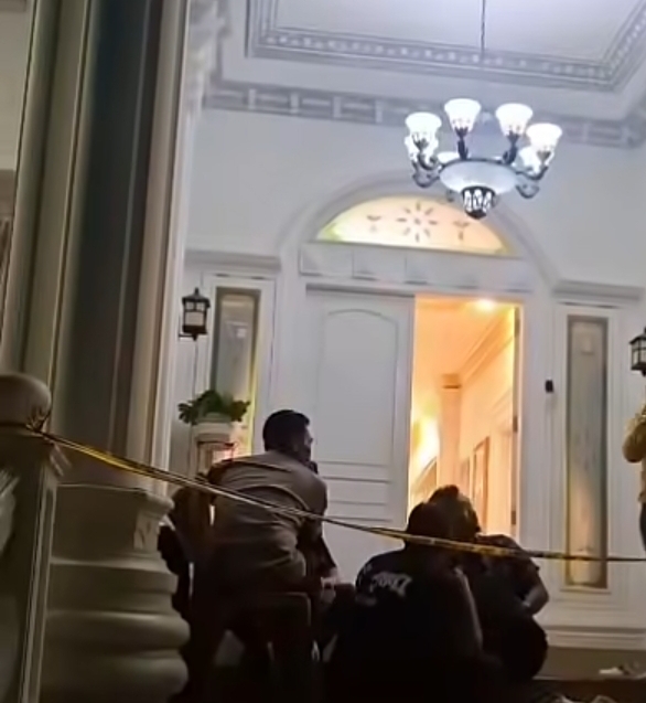 Lokasi kematian bocah 9 tahun digaris polisi. (BeritaNasional/Bachtiarudin)