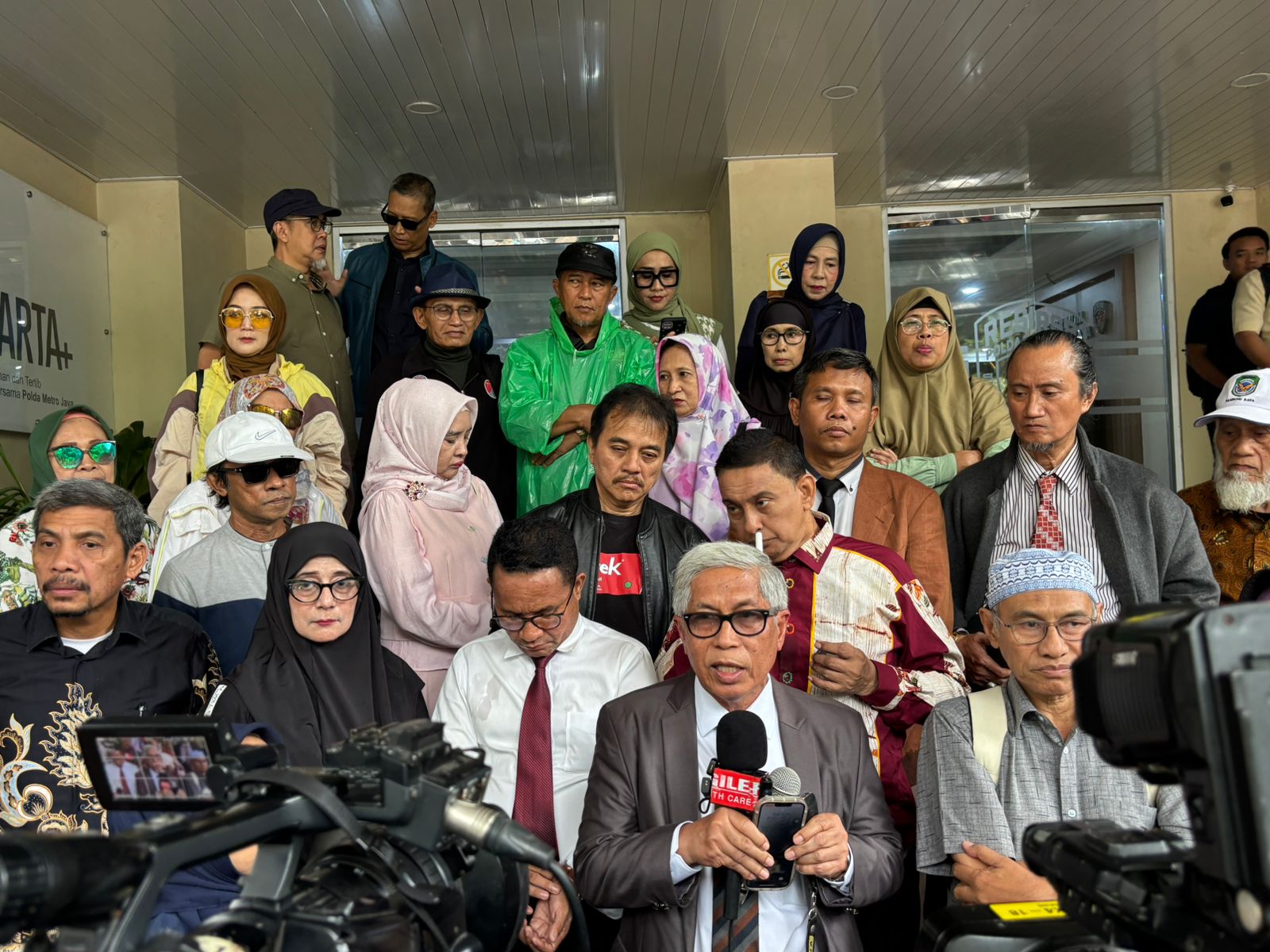 3 Tersangka Klaster Pertama Kasus Ijazah Jokowi Penuhi Panggilan Polda Metro. (BeritaNasional/Bachtiar)