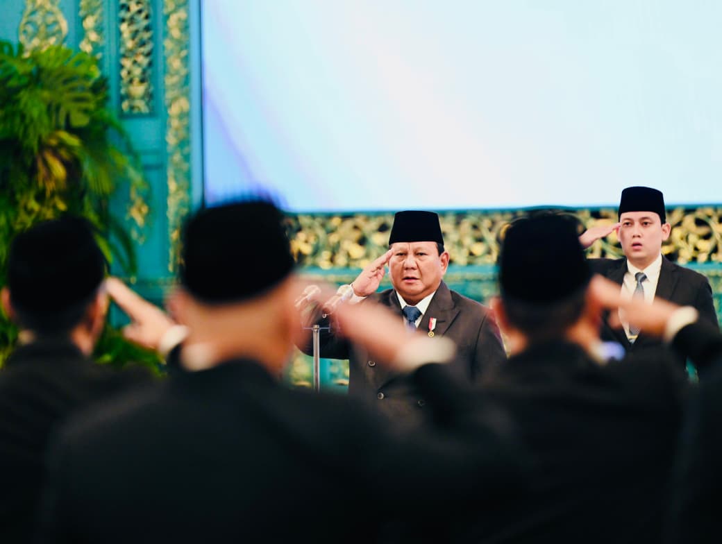 Presiden Prabowo Subianto melantik anggota DEN di Istana Negara, Rabu (28/1/2026). (BeritaNasional/BPMI Setpres)