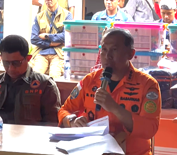 Kepala Basarnas Mohammad Syafii di Cisarua, Bandung Barat. (BeritaNasional/Instagram SAR Nasional)