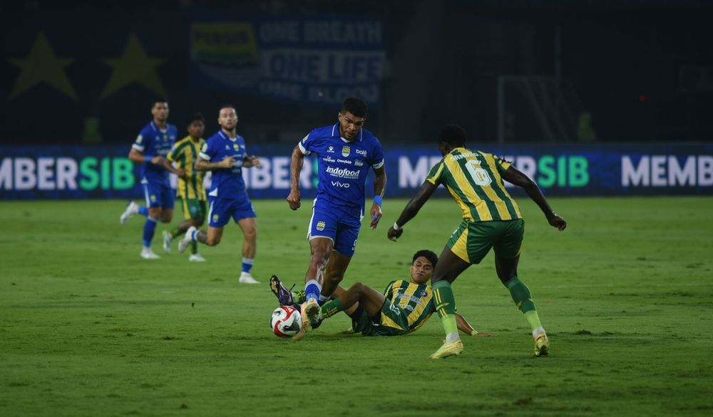 Laga Persib Bandung vs PSBS Biak. (Foto/Dok Persib)