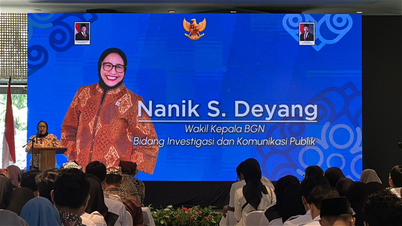 Wakil Kepala BGN Bidang Komunikasi Publik dan Investigasi Nanik Sudaryati Deyang saat berpidato di sebuah kegiatan. (Foto/Istimewa)