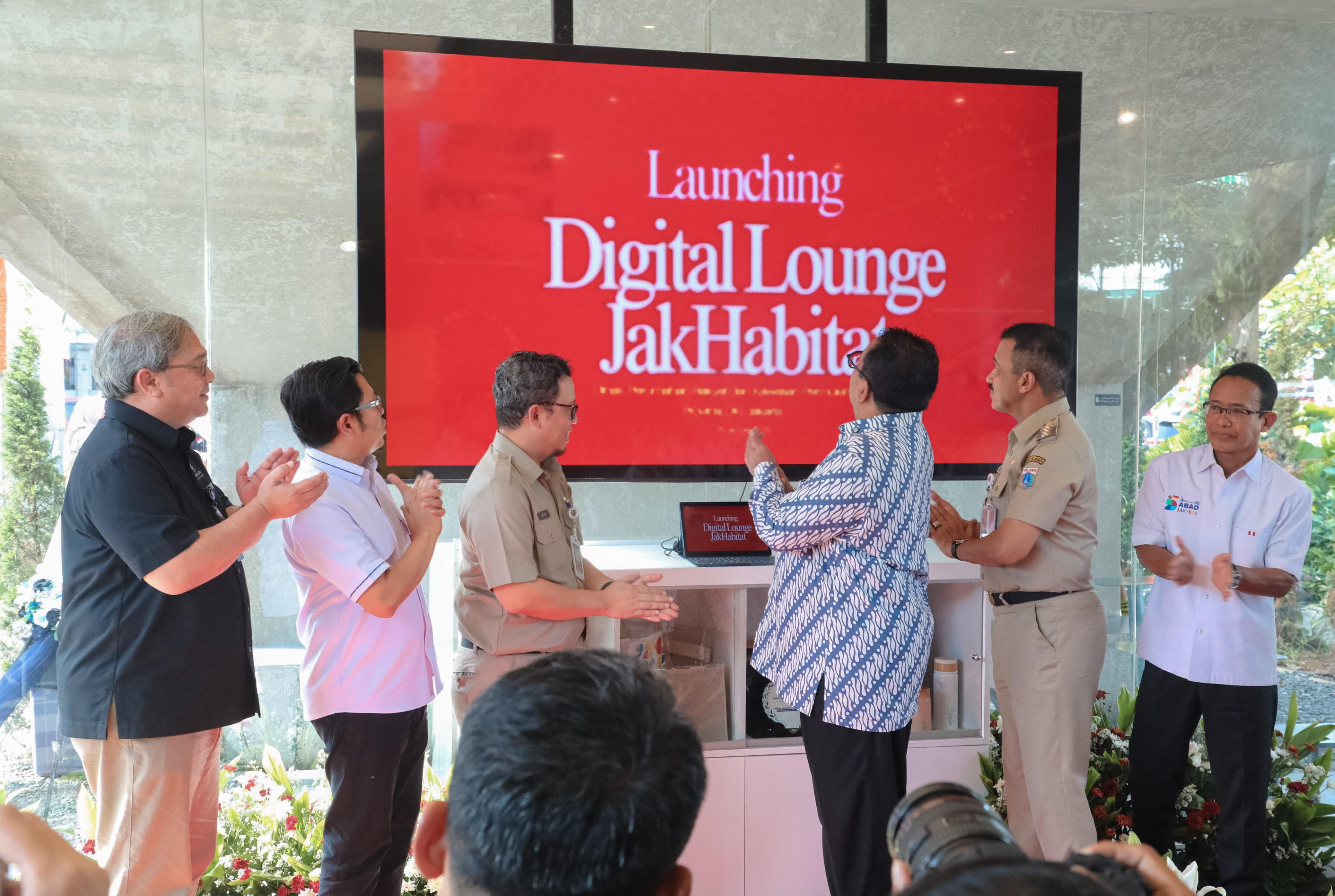 Wagub DKI Jakarta Rano Karno meluncurkan Digital Lounge JakHabitat. (BeritaNasional/Pemprov DKI)