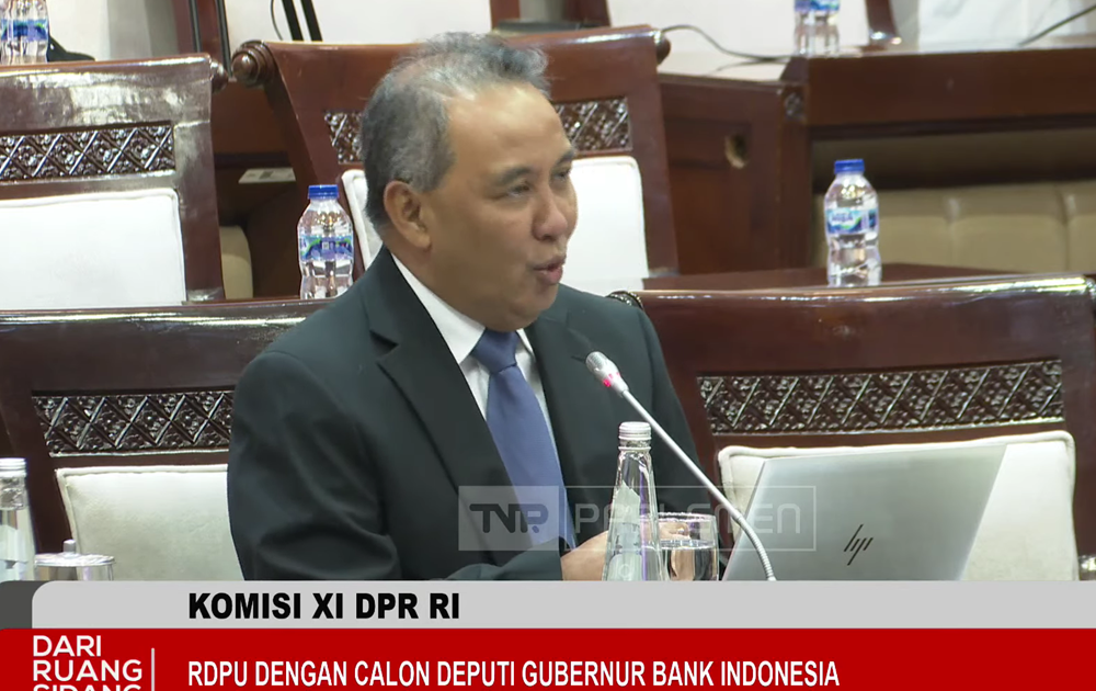 Calon Deputi Gubernur Bank Indonesia (BI) Dicky Kartikoyono. (Foto/YouTube TV Parlemen)/
