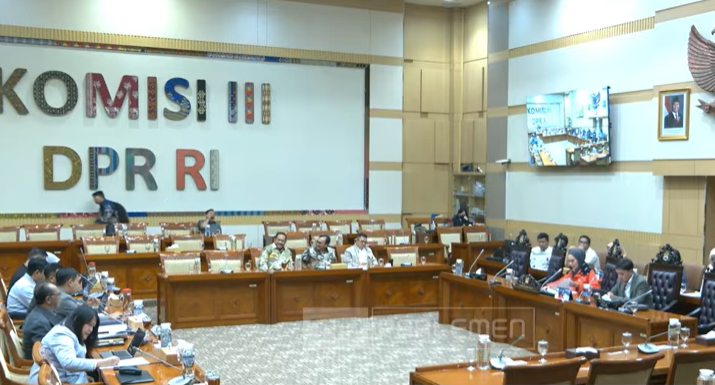 Komisi III DPR mulai membahas draf RUU Perampasan Aset, Kamis (15/1/2026). (BeritaNasional/YouTube Komisi III DPR)